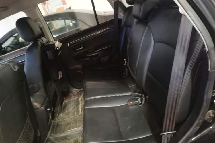 Used Haval H5 Classic 2015 2.0T Manual Two-Wheel Drive Advanced Version
