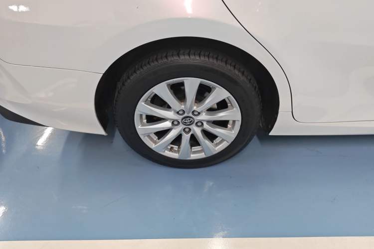 Used Toyota Camry 2018 2.0G Luxury Edition
