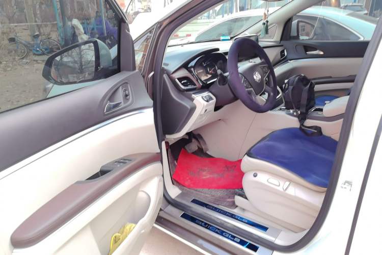 Used Buick GL8 2021 Land Cruiser Executive Class 652T Comfort Model