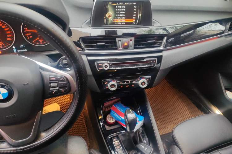 Used BMW X1 2016 sDrive20Li Luxury Model Audio And AC Panel