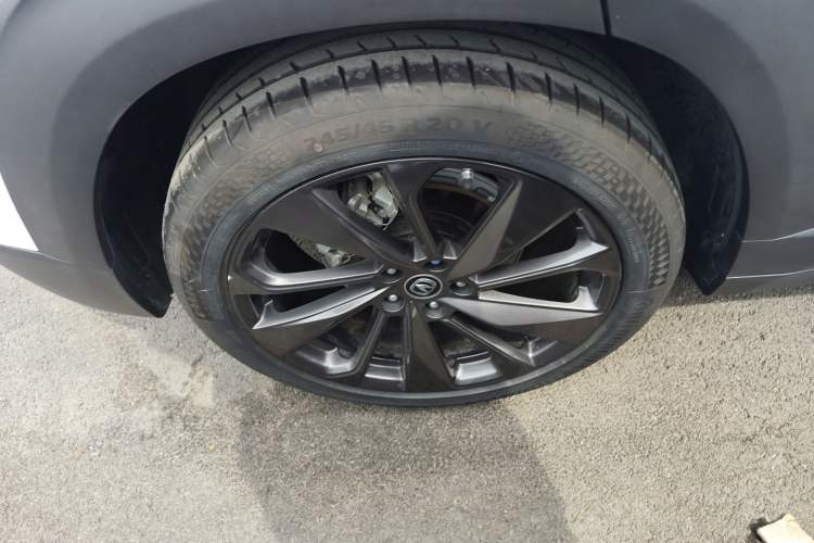 Used CHANGAN UNI-T 2020 1.5T Flagship Version Right Rear Wheel Hub