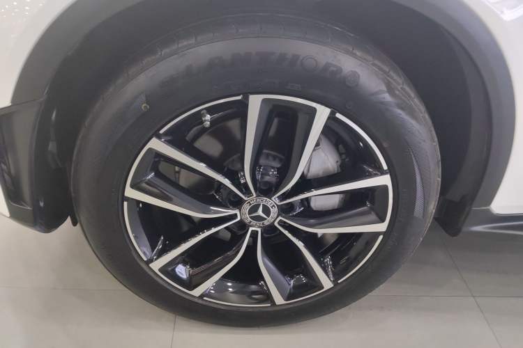 Used Mercedes-Benz GLC 2021 GLC 300 L 4MATIC Dynamic Model