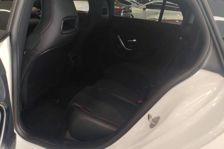 Used Mercedes-Benz CLA 2022 Refreshed CLA 200 Shooting Brake Left Rear Seat