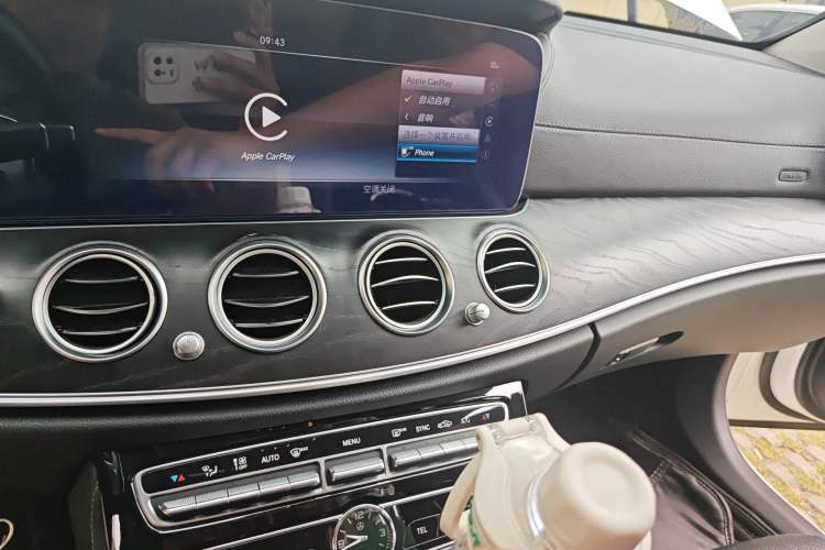 Used Mercedes-Benz E-Class 2016 E 200 L Sport Edition Audio And AC Panel