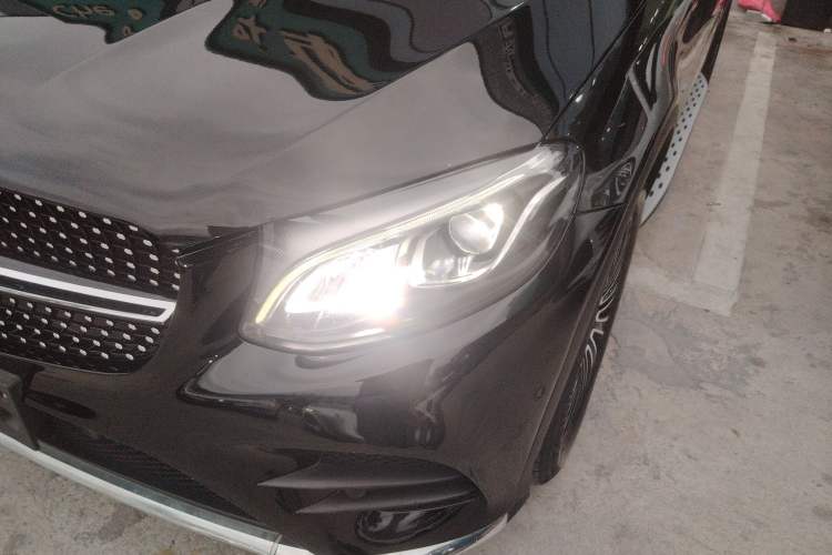 Used Mercedes-Benz GLC 2019 GLC 260 L 4MATIC Dynamic Model