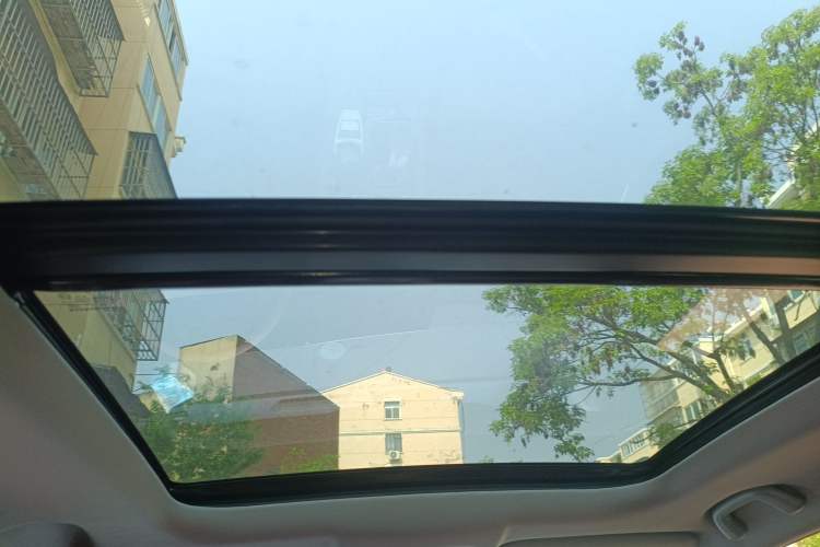 Used CHANGAN CS75 PLUS 2023 3rd Generation 1.5T Automatic Prestige Model
