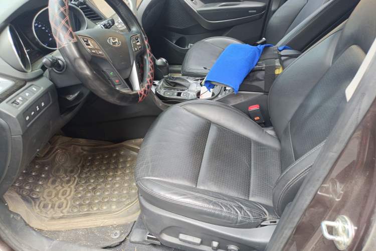 Used Hyundai Grand SantaFe 2013 2.2T 7-Seater Four-Wheel-Drive Flagship Edition Left Front Seat