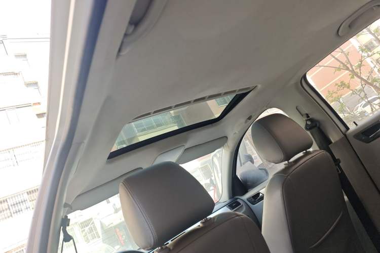 Used Volkswagen Bora 2011 1.6L Automatic Luxury Model