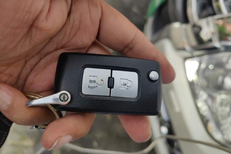 Used Mitsubishi Pajero 2015 3.0L Automatic Luxury Version China V Standard Interior 1