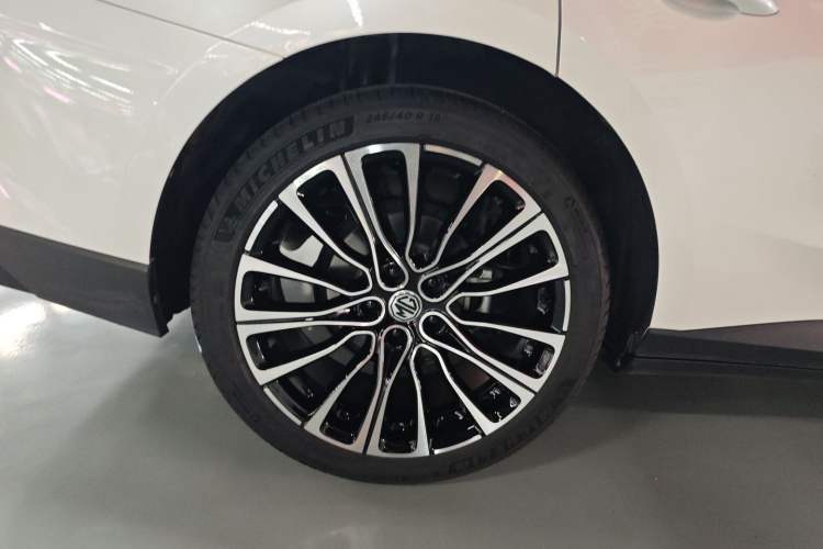 Used MG 7 2023 2.0T Automatic Hunter Luxury Edition