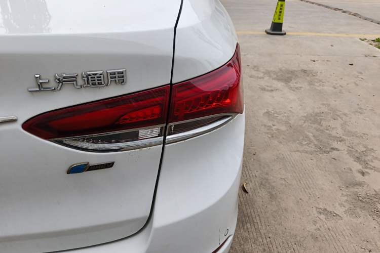 Used Buick GT 2021 1.3T Automatic Mild Hybrid Elite Version Right Rear Taillight