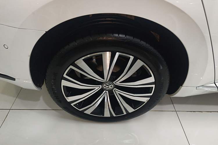 Used Volkswagen FAW-Volkswagen CC 2020 330TSI Glamour Edition China VI Standard Right Rear Wheel Hub