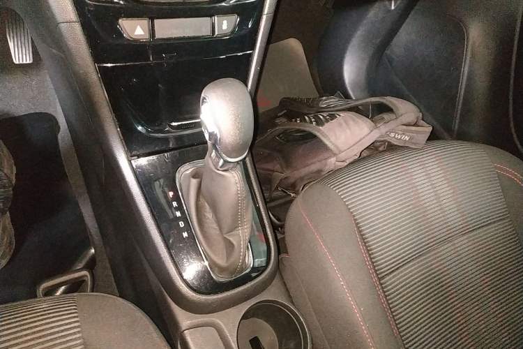 Used Buick Encore 2016 18T Automatic Two-Wheel Drive Urban Leading Edition