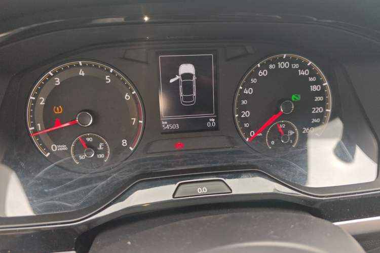 Used Volkswagen Bora 2021 1.5L Automatic Fashionable Smart Connectivity Version Odometer Close Up