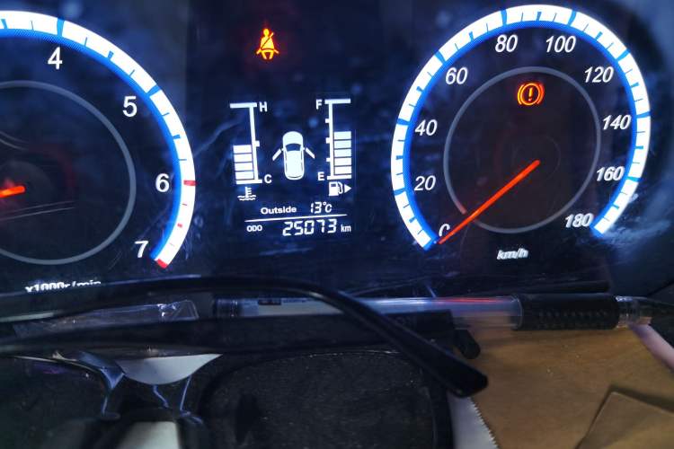 Used Chana Ounuo S 2025 1.5L Deluxe Edition Dual-Steaming Air-Conditioned Passenger Vehicle JL473QG 5 Seats
