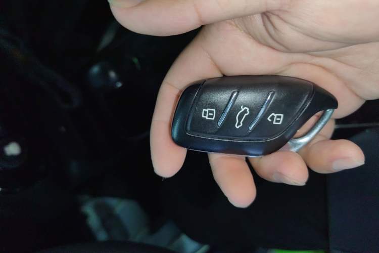 Used Roewe Clever 2021 302km Excellence Edition
