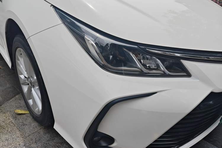 Used Toyota Corolla 2021 Dual-Motor 1.8L E-CVT Elite Edition