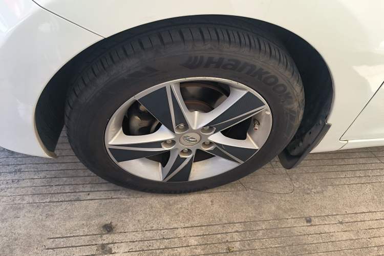 Used Hyundai Elantra (5th Generation / Langdong) 2013 1.6L Automatic Leading Model
