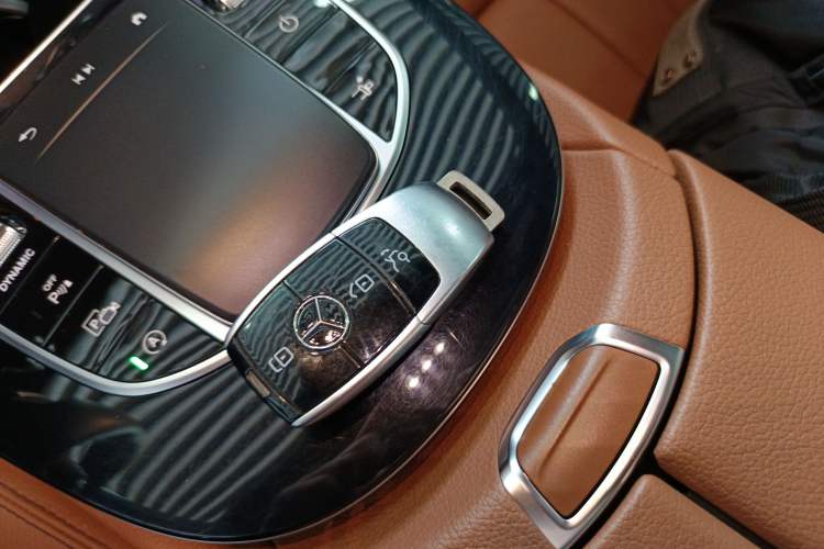 Used Mercedes-Benz E-Class 2021 E 260 Coupe
