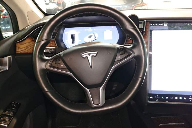 Used Tesla Model X 2016 X 75D Steering Wheel