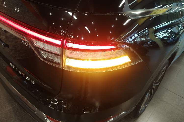 Used Lincoln Aviator 2022 3.0T V6 Four-Wheel Drive Executive Edition