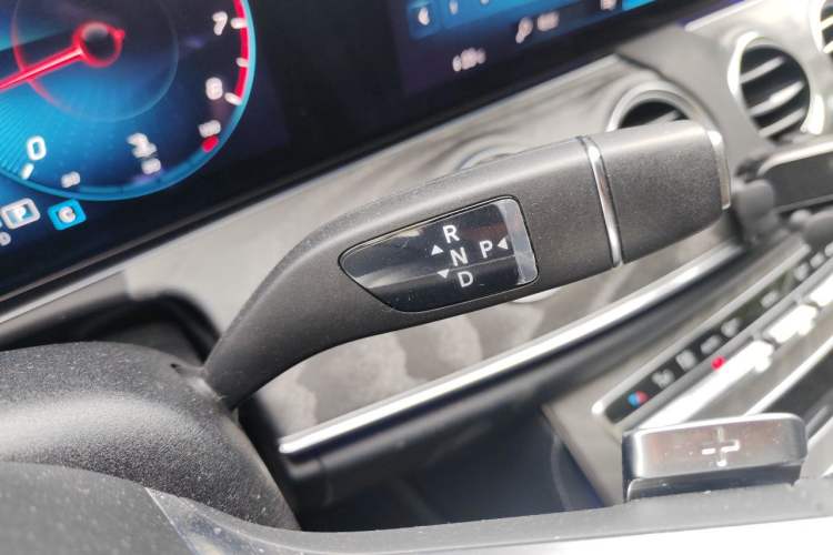 Used Mercedes-Benz E-Class 2021 Restyled E 300 L Sporty and Stylish Edition
