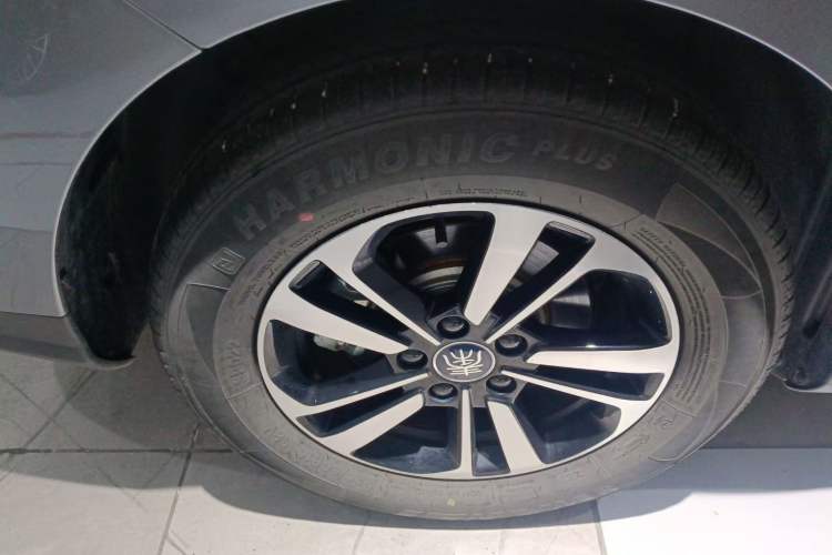 Used BYD Qin PLUS 2025 DM-i Smart Drive 55KM Beyond Model
