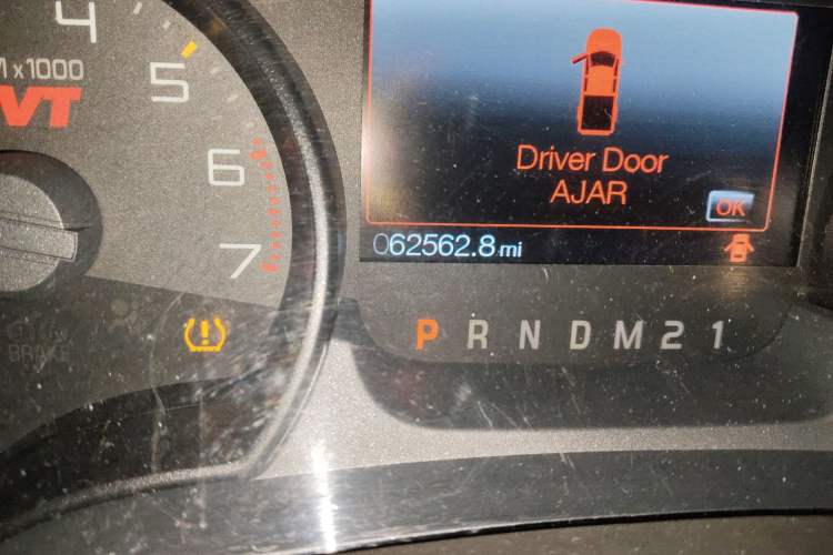 Used Ford F-150 Raptor 2014 6.2L U.S. Version Odometer Close Up