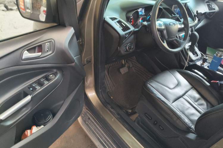 Used Ford Kuga 2013 2.0L GTDi Four-Wheel-Drive Sport Model