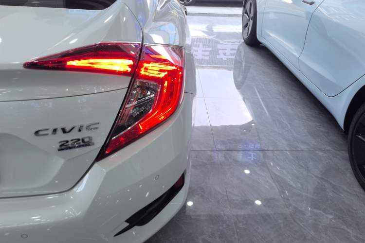 Used Honda Civic 2019 220TURBO CVT Dynamic Edition China VI
