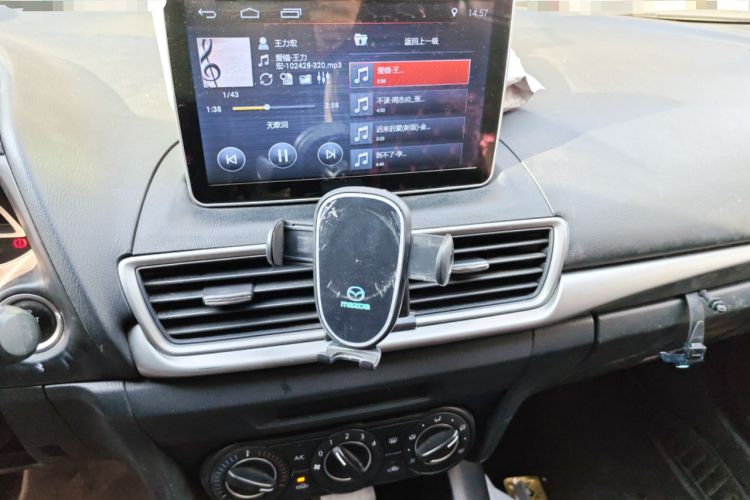 Used Mazda Mazda 3 Axela 2017 Sedan 1.5L Automatic Comfort Model Emission Standard China V
