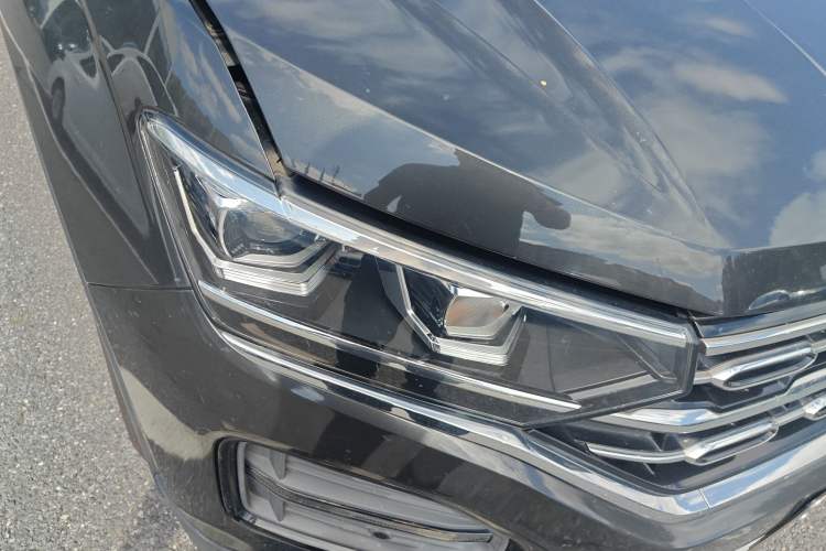 Used Volkswagen Tayron 2019 330TSI Two-Wheel Drive Luxury Model China VI Standard
