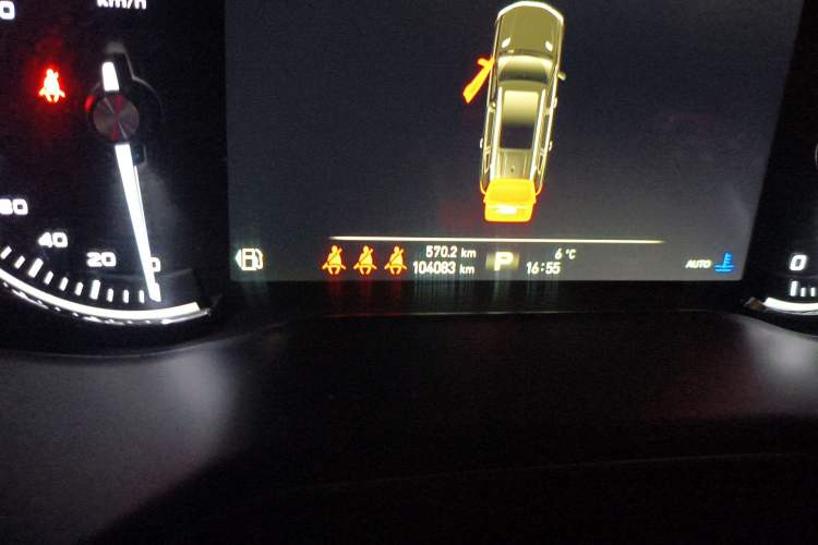 Used Roewe RX8 2018 30T Smart Connectivity Four-Wheel Drive Flagship Edition
