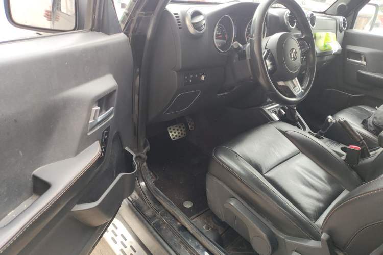 Used BAIC Off-Road BJ40 2016 40L 2.3T Automatic All-Wheel Drive Premium Edition
