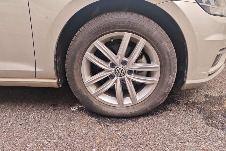 Used Volkswagen Golf 2018 230TSI Automatic Comfort Model
