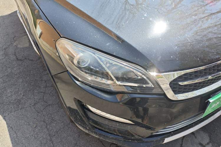 Used Zotye Domy X5 2015 1.5T Manual Luxury Version China IV Standard Right Front Headlight