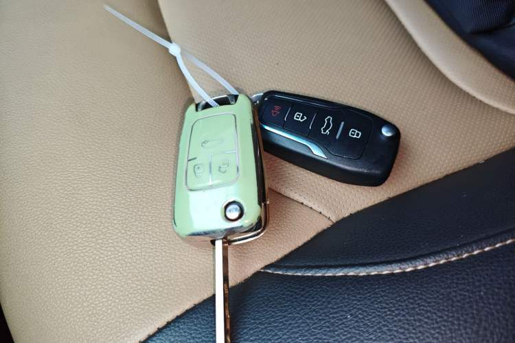 Used Chevrolet Monza 2020 320 Automatic Enjoyment Edition
