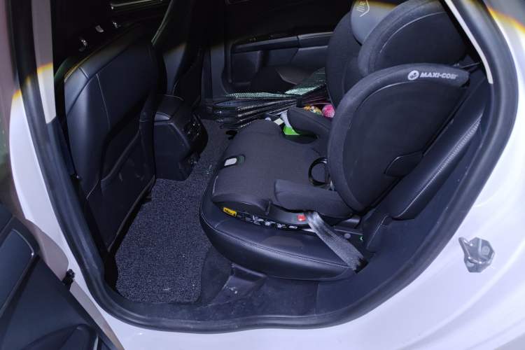 Used Ford Mondeo 2020 EcoBoost 180 Stylish Model Left Rear Seat