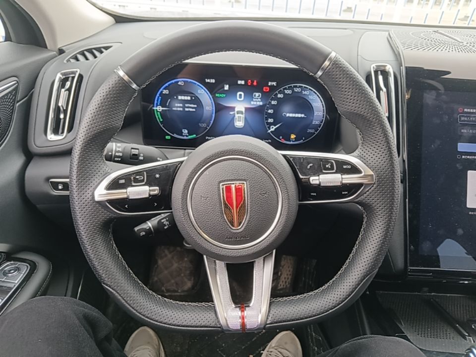 Hongqi HS3 PHEV 2025 Model 117km Jingwei Edition — снимка 13