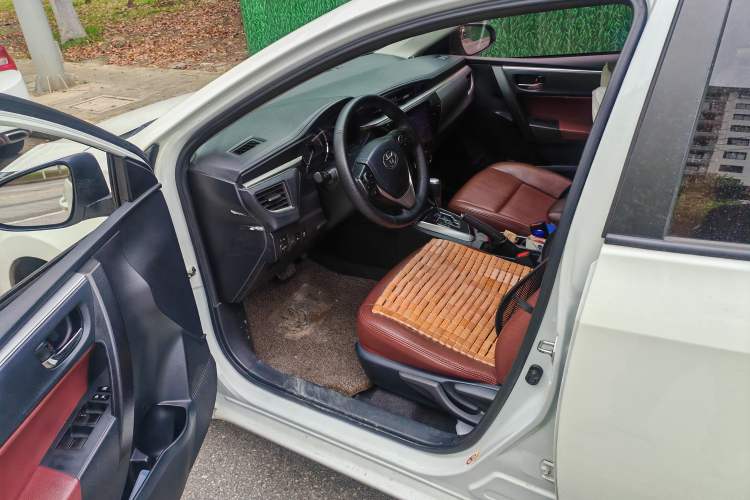 Used Toyota Levin 2017 1.2T G CVT Elite Edition Driver Seat