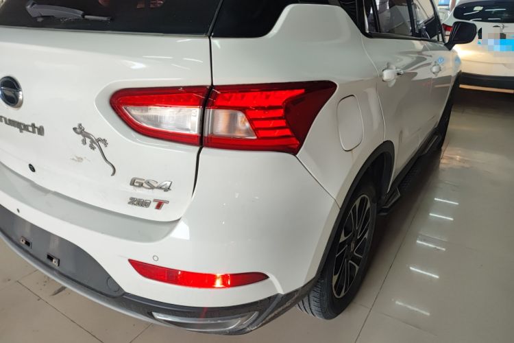 Used GAC Trumpchi GS4 2015 200T Manual Elite Edition
