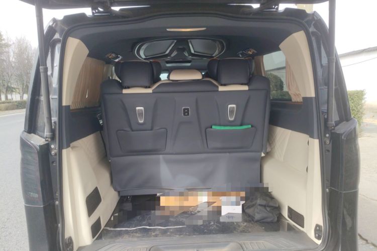 Used Mercedes-Benz Vito 2023 2.0T Elite Version 7 Seats