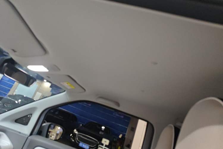 Used Wuling Air ev 2023 - Four Seats - Advanced Edition