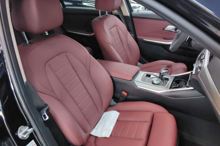 Used BMW 3 Series 2021 Second Facelift 330Li xDrive M Sport Night Edition Package
