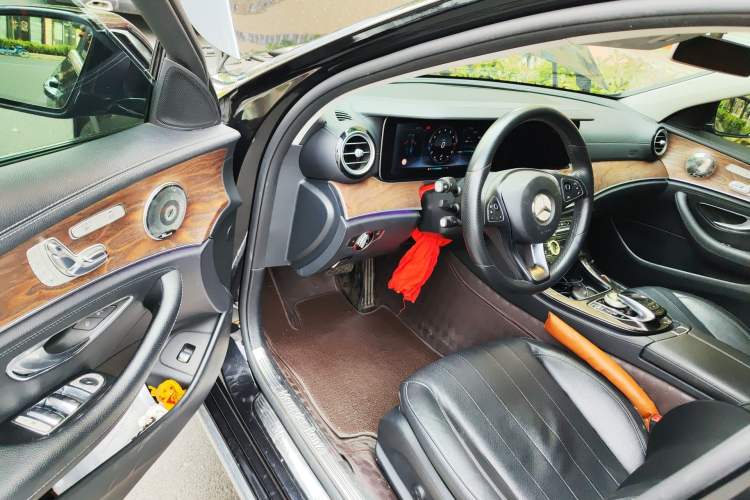 Used Mercedes-Benz E-Class 2017 E 300 L Luxury Model
