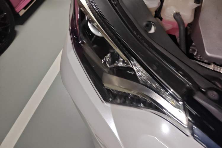 Used Toyota RAV4 2019 2.0L CVT Two-Wheel Drive Pioneer Edition China V Standard