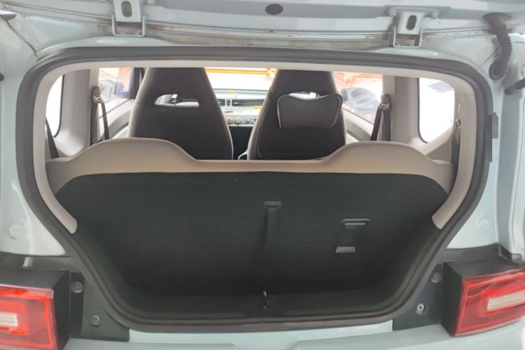 Used Wuling Hongguang MINIEV 2020 Zizai Version Lithium-NMC Trunk