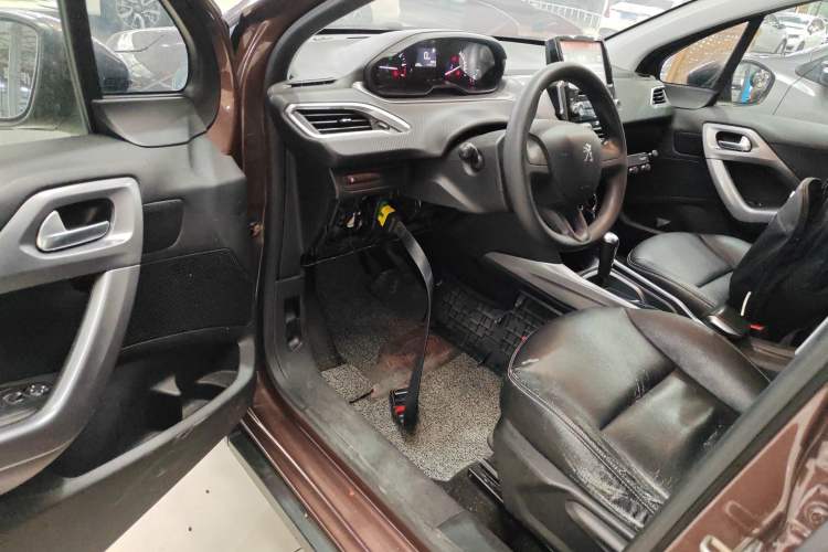 Used Peugeot 2008 2014 1.6L Automatic Trend Edition Driver Seat