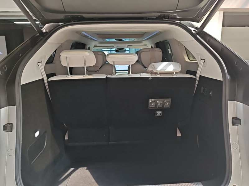 Used XPeng X9 2024 702 Ultra-Long Range Max — 19
