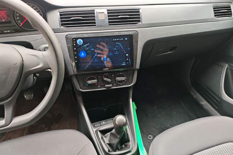 Used Volkswagen Santana 2021 1.5L Manual Fashion Edition Audio And AC Panel